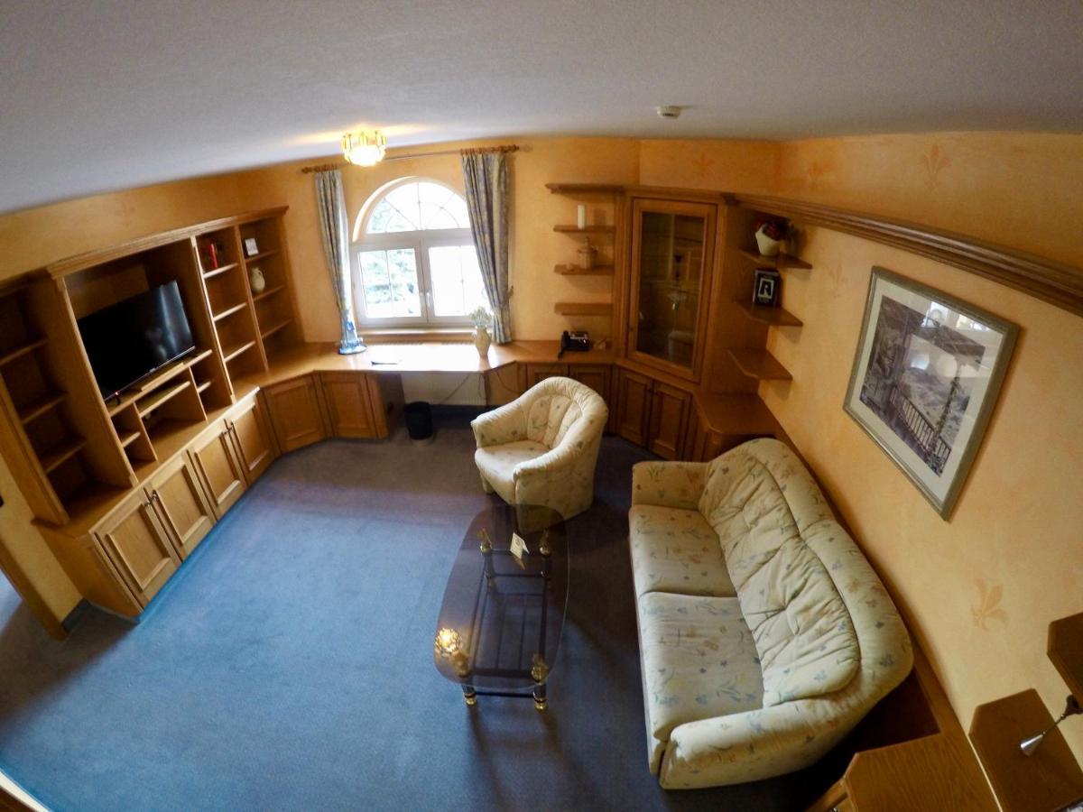 Hotel Spanischer Hof Gröditz Dış mekan fotoğraf