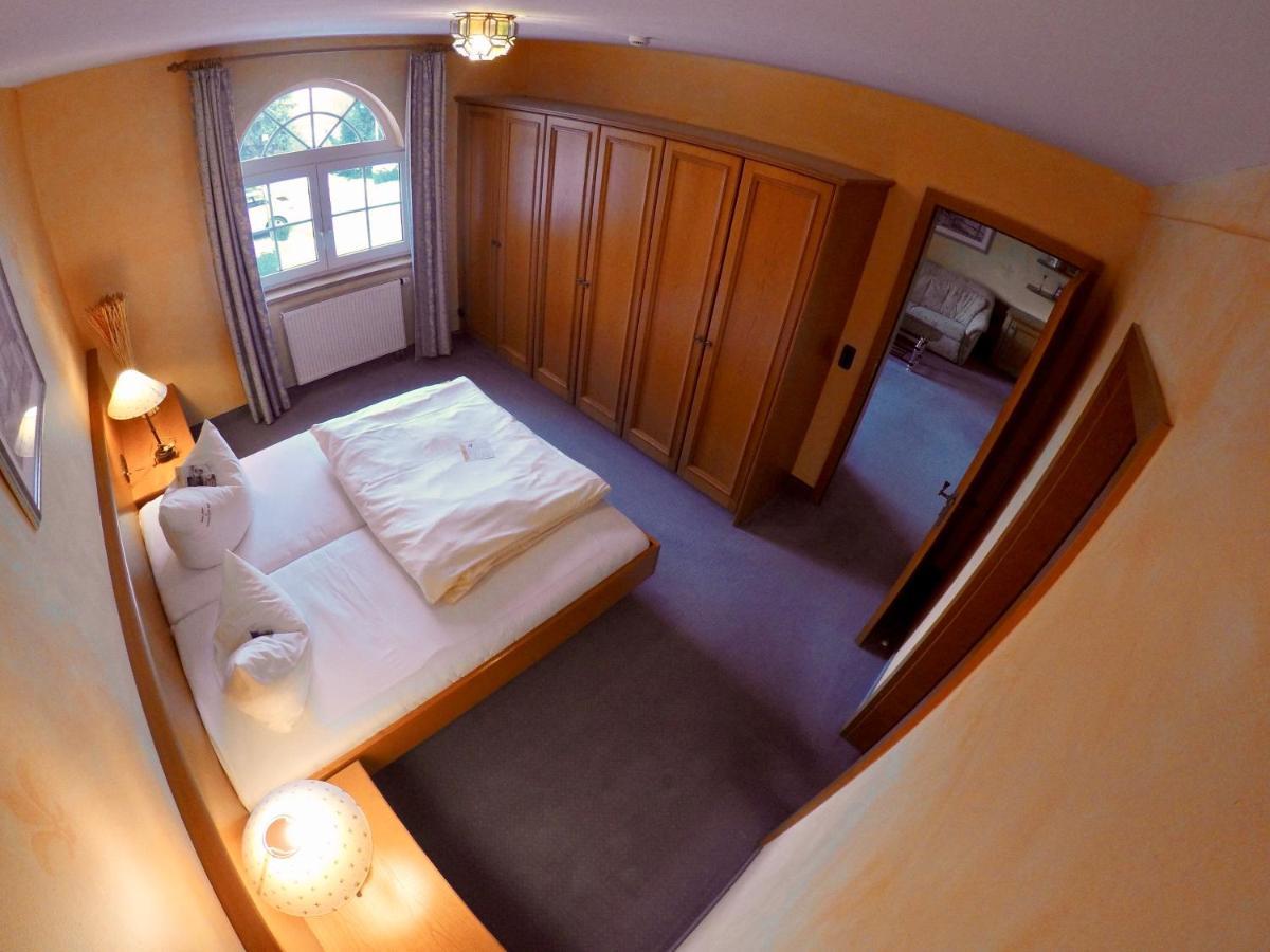 Hotel Spanischer Hof Gröditz Dış mekan fotoğraf