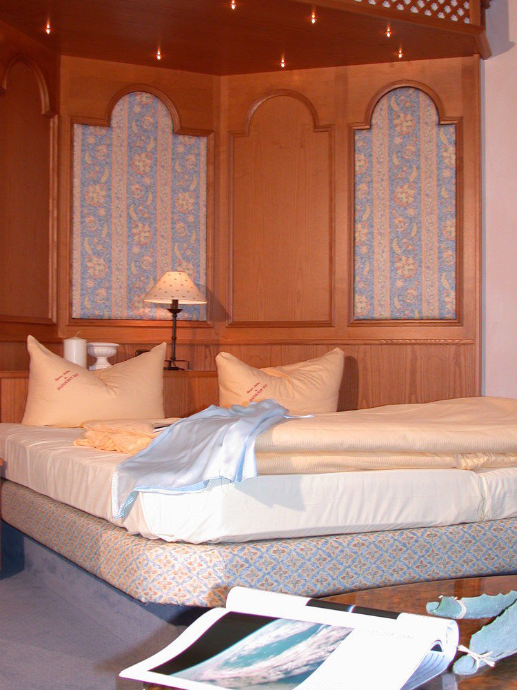 Hotel Spanischer Hof Gröditz Dış mekan fotoğraf