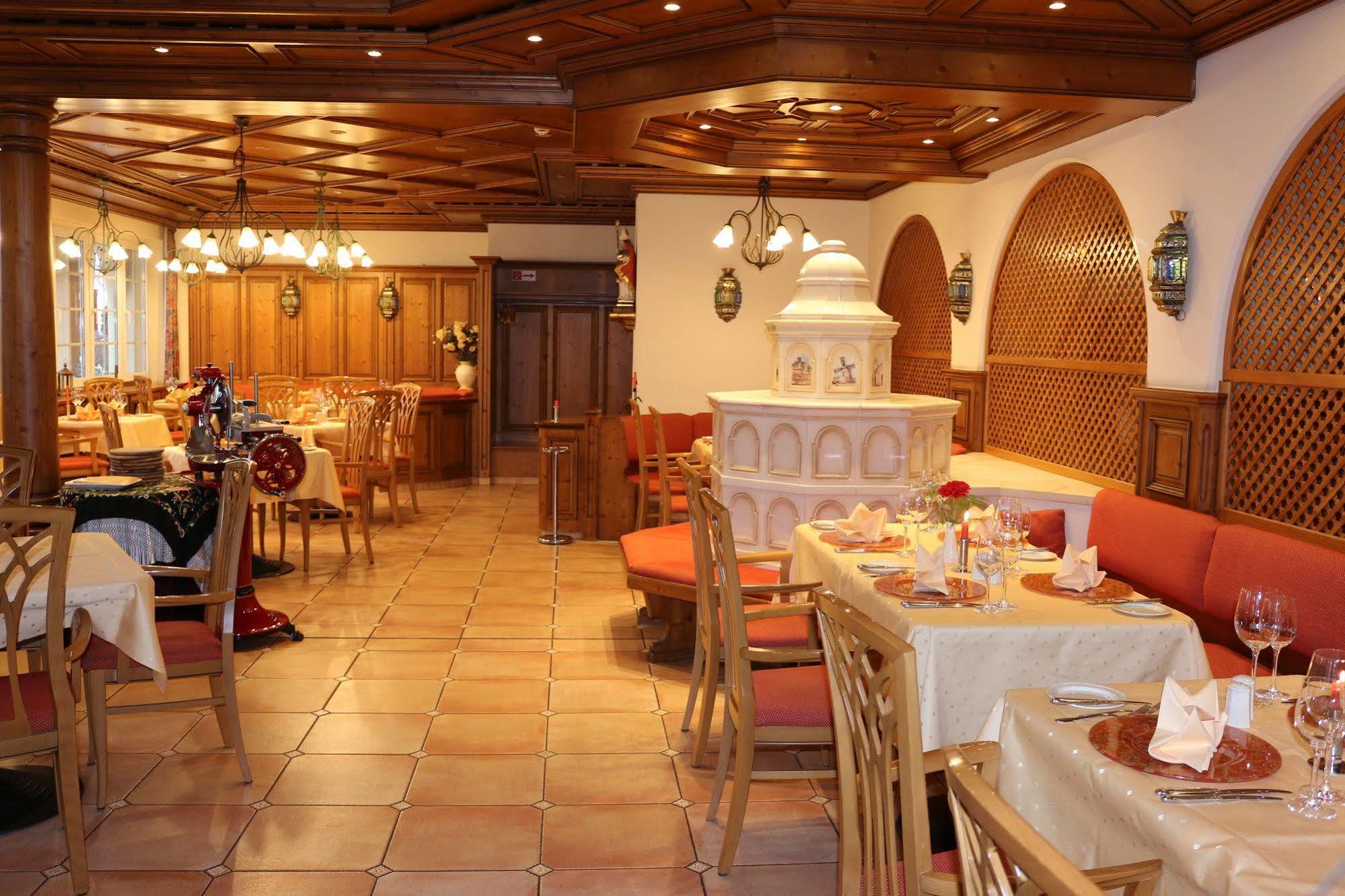 Hotel Spanischer Hof Gröditz Dış mekan fotoğraf
