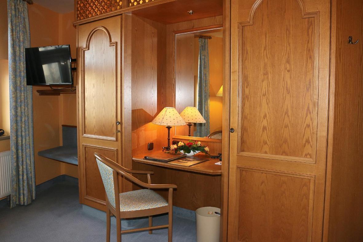 Hotel Spanischer Hof Gröditz Dış mekan fotoğraf