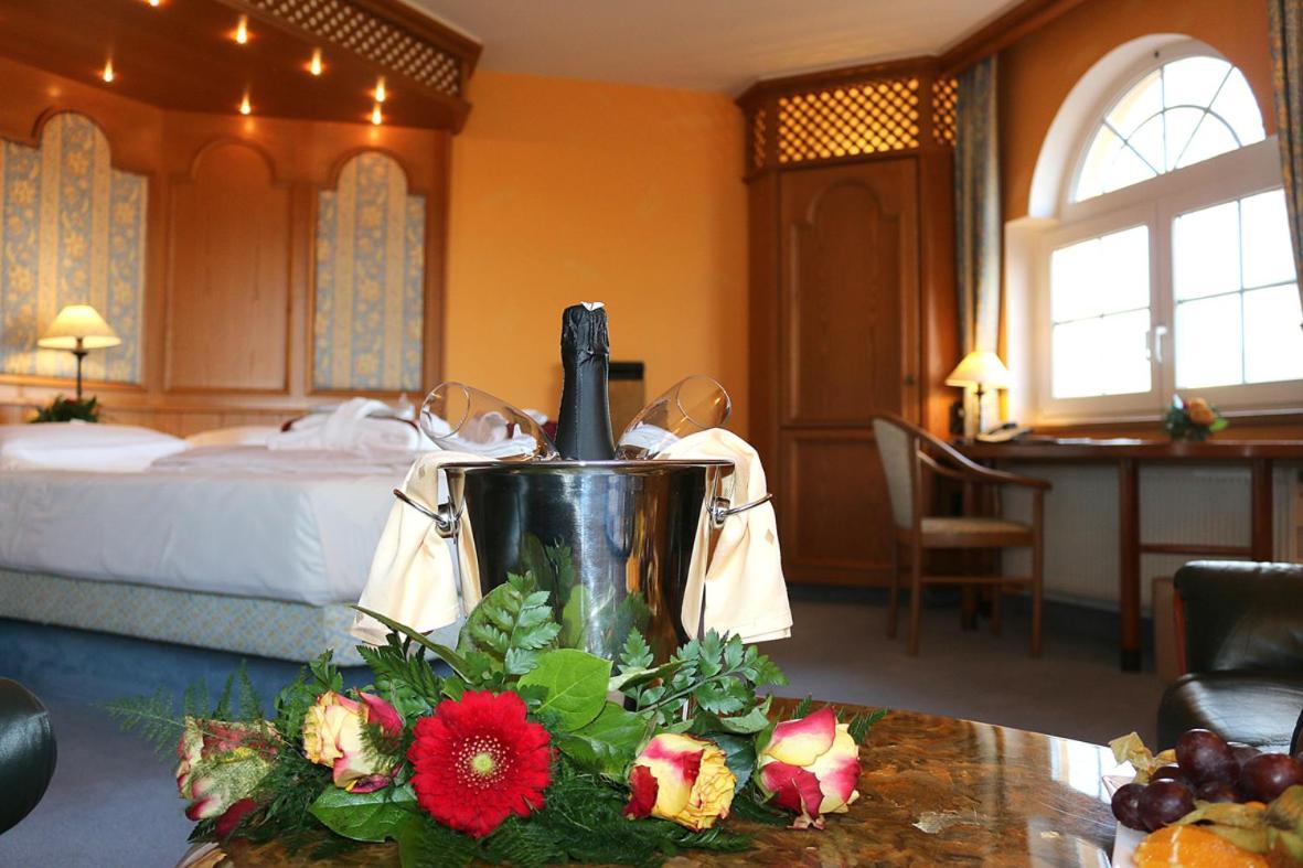 Hotel Spanischer Hof Gröditz Dış mekan fotoğraf