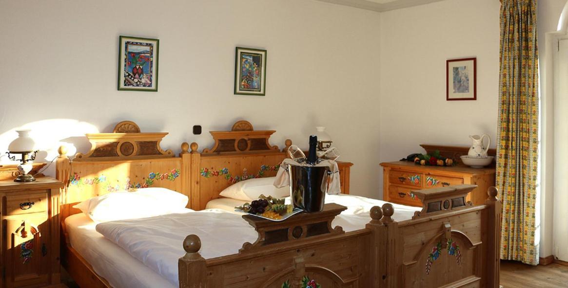 Hotel Spanischer Hof Gröditz Dış mekan fotoğraf