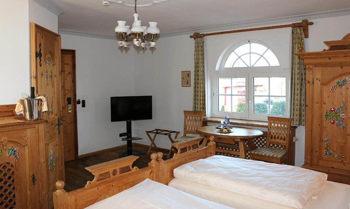 Hotel Spanischer Hof Gröditz Dış mekan fotoğraf